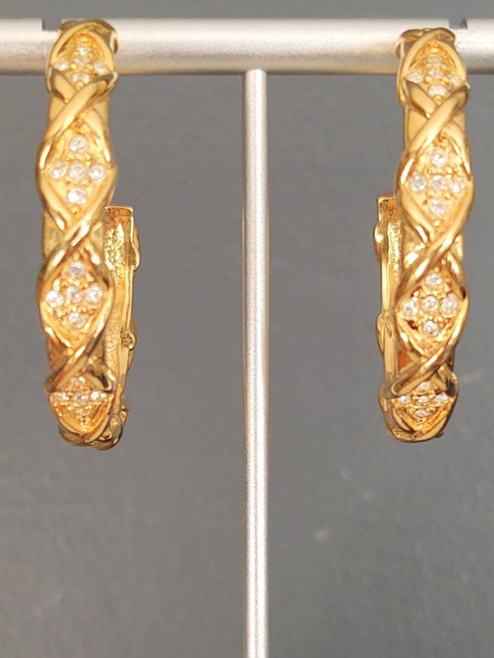 Vintage Elizabeth Taylor for AVON gold hoops with crystal accents